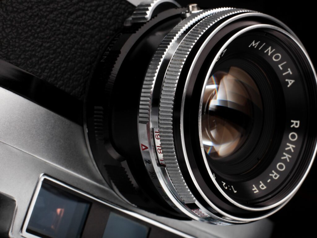 Minolta V2